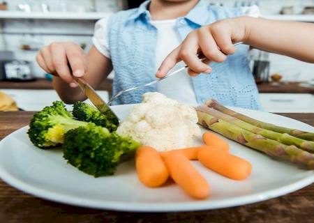 No Dia Mundial da Alimentação, SES reforça importância da refeição saudável para prevenção de doenças
