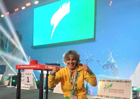 Representando Mato Grosso do Sul, Chris Souza é vice-campeã mundial de luta de braço
