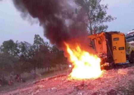 Grupo armado explode carro-forte no Paraguai e duas pessoas morrem