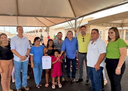 Parceria entre vereadores, Estado e município é decisiva na viabilização de novas moradias