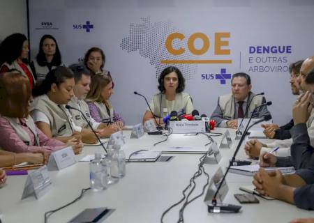 Ministério da Saúde estuda ampliar oferta da vacina contra dengue