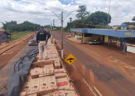 PRF apreende 400 mil maços de cigarros em Rio Brilhante