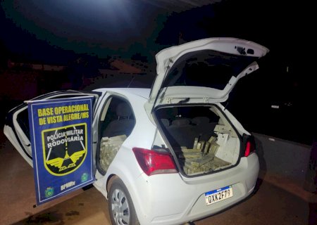 Carro com quase meia tonelada de maconha é apreendido em Vista Alegre
