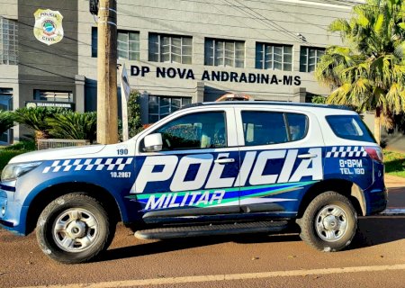 Após quebrar móveis, ameaçar e agredir genitora, jovem é preso em Nova Andradina