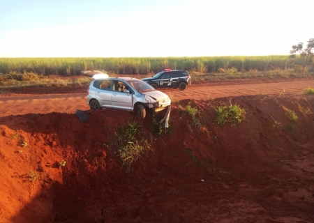 SIG de Nova Andradina prende dupla com carro adulterado e preparado para transportar drogas