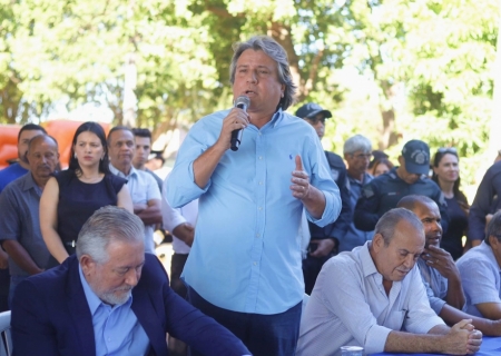 Em lançamento de obras em Aquidauana, Caravina destaca a força do municipalismo