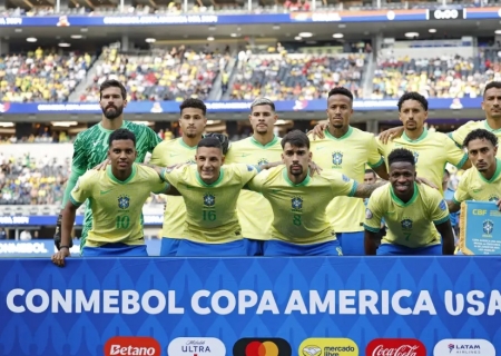 Brasil enfrenta Paraguai em busca da primeira vitória na Copa América