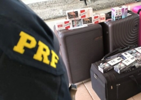 PRF apreende cigarros em ônibus de viagem em Nova Alvorada do Sul