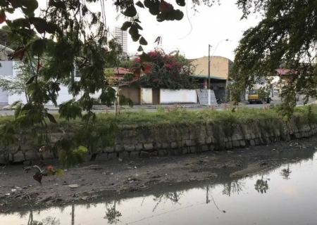 Falta de saneamento afeta 75% dos que ganham até um salário mínimo