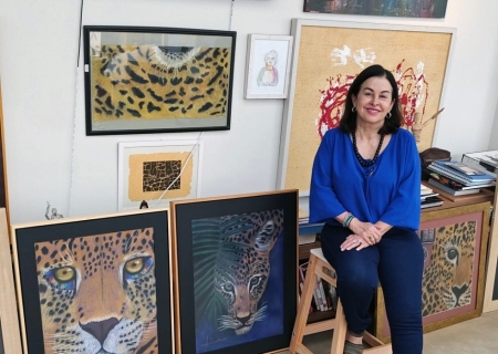 Estilista de MS cria coleção com famosas onças de Lúcia Martins