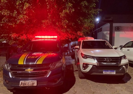 Polícia Rodoviária Federal recupera veículo em Corumbá