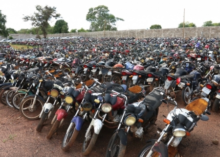 Em novo leilão de circulação do Detran, maioria dos lotes são motocicletas