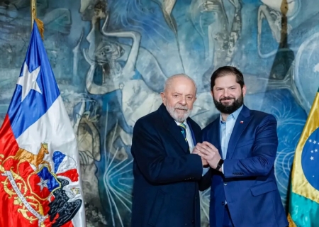Brasil e Chile assinam 19 atos bilaterais