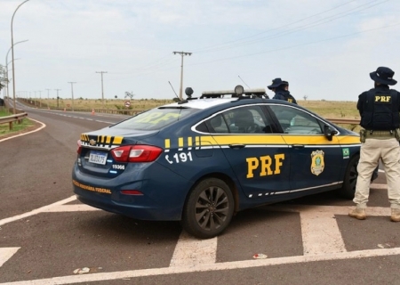 Condutor de caminhão tanque é preso embriagado na BR-262