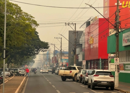 Chuva e frio amenizam pluma de fumaça que atingiu Nova Andradina e região