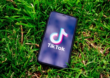 EUA processam TikTok por coletar dados de crianças