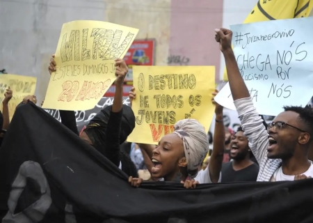 Violência matou mais de 15 mil jovens no Brasil nos últimos 3 anos