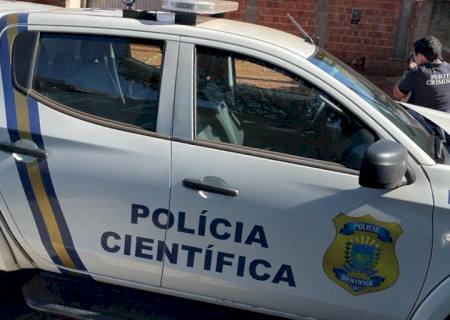 Ladrão arromba janela de banheiro e invade casa em Nova Andradina