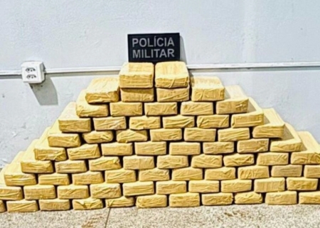 Boliviano é preso transportando mais de 70 tabletes de pasta base de cocaína