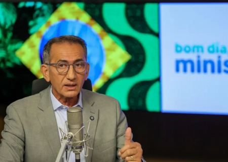 Ministro garante que não faltarão recursos contra seca e queimadas