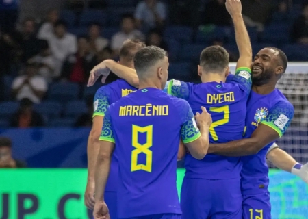 Brasil garante vaga na final da Copa do Mundo de futsal