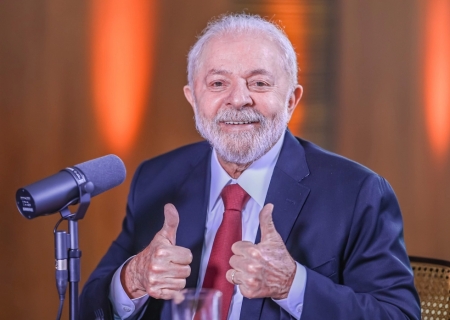 Lula sofre acidente doméstico e cancela viagem para Cúpula dos Brics na Rússia