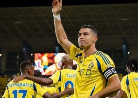 Cristiano Ronaldo desabafa: 'Dizem que estou acabado e só quero dinheiro'