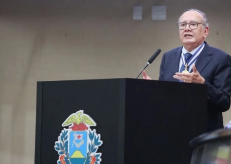 Gilmar Mendes: Sem Moraes no inquérito das fake news, Brasil seria “outro” e “pior”