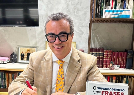 Livro reúne 2 mil frases de autores célebres para inspirar, divertir e informar