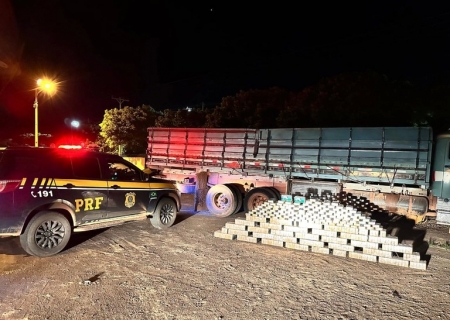PRF apreende mais de 450 kg de cocaína em Chapadão do Sul