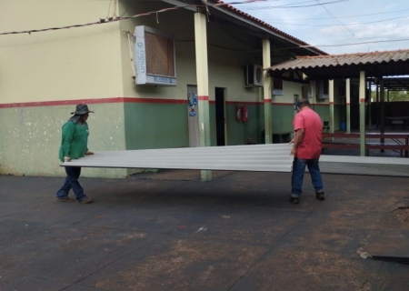 Defesa Civil do Estado atende prefeito e reforça SOS para assentados vítimas de vendaval no Santa Clara e Aldeia