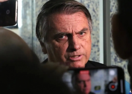 PF indicia Bolsonaro e militares por plano de golpe