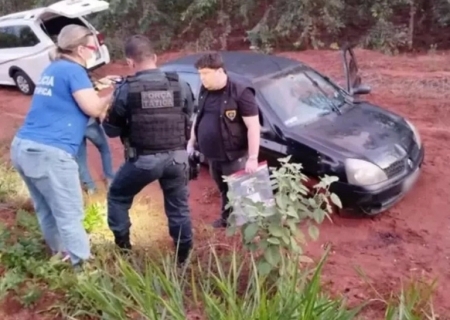 Corpo em decomposição é encontrado com perfuração na cabeça ao lado de um carro em MS