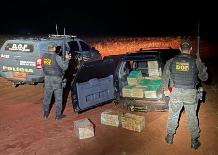 DOF apreende veículo com 400 kg de maconha na Linha Internacional em Coronel Sapucaia