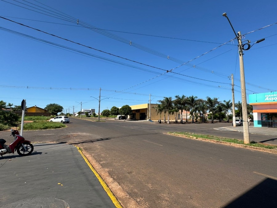Palco de vários acidentes, cruzamento sem sinalização preocupa moradores do Jardim Universitário