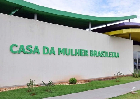 Mulher é morta a facadas pelo filho em bairro de Campo Grande