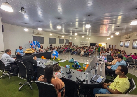 Secel apresenta Plano Municipal da Primeira Infância em audiência pública
