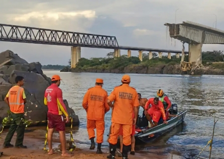 Pelo menos 14 pessoas estão desaparecidas após queda de ponte no rio Tocantins