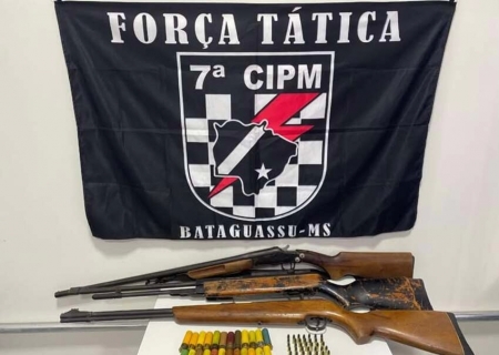 Polícia Militar prende homem e apreende armas durante ocorrência de violência doméstica em Santa Rita do Pardo