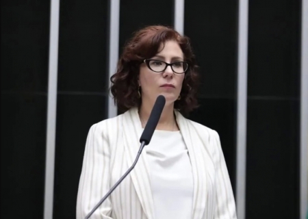 TRE-SP forma maioria para cassar mandato de Carla Zambelli