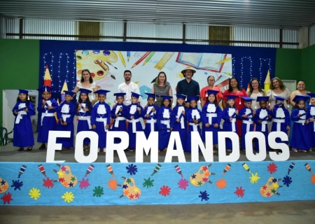 Formaturas especiais celebram Educação Infantil em Batayporã