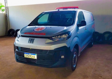 Anaurilândia recebe ambulância adquirida com emenda destinada por Caravina