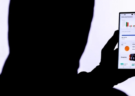 Especialistas apoiam proibição de celular em sala de aula