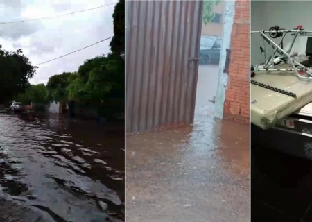 Chuva alaga vias e água invade casas na região do Argemiro Ortega