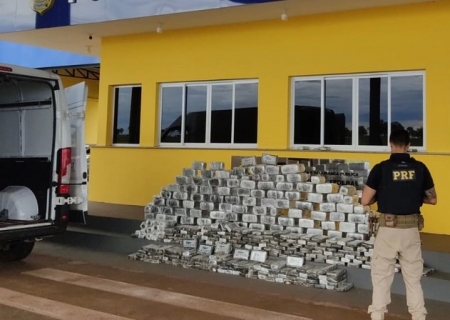 Mais de 650 kg de cocaína são apreendidos pela PRF em Paranaíba