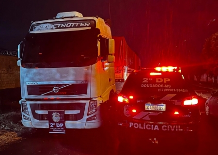 Polícia civil cumpre ordem judicial de sequestro de caminhão e semirreboque em investigação de estelionato no ramo de transporte de cargas em Dourados