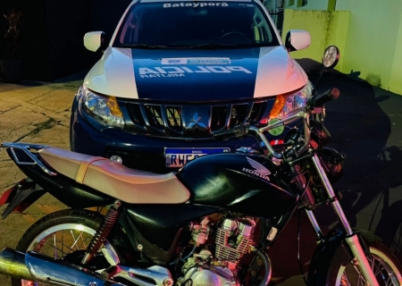 8º Batalhão de Polícia Militar remove seis veículos ao pátio do Detran durante a Operação Boas Festas