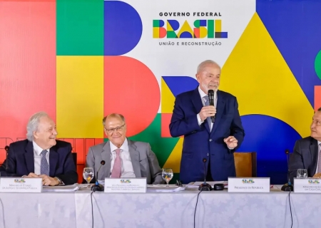 Prioridade do governo em 2025 é baratear os alimentos, diz Lula