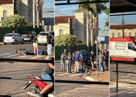 Colisão envolvendo moto e bicicleta deixa uma pessoa ferida no centro de Nova Andradina