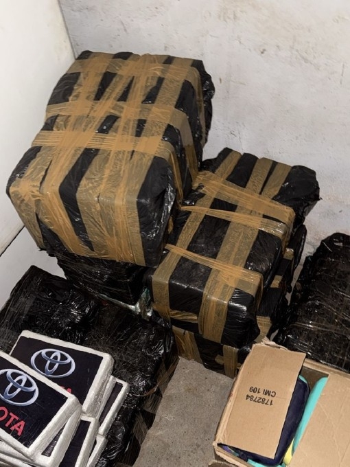 Polícia prende 'família do tráfico' e apreende fuzis e drogas em Ponta Porã
